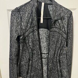 Lululemon Define jacket, black and white, size 6